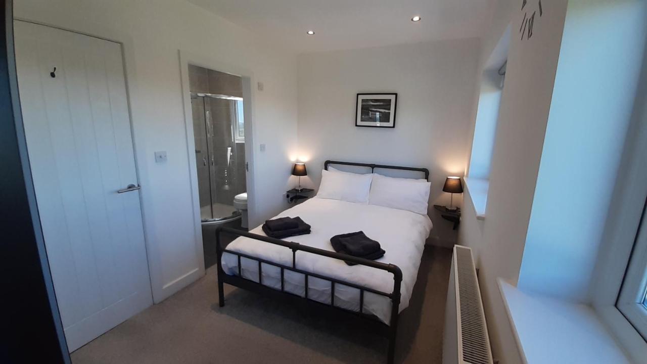 Lane End Cottage Holmfirth - Panoramic Views, Modernised With Offroad Parking Exterior foto